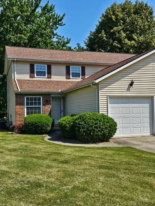 5 Augusta Dr in Bowling Green, OH - Building Photo