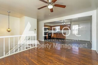 3850 Barkwood Dr in Winston-Salem, NC - Foto de edificio - Building Photo