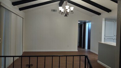 965 Johnfer Way in Sacramento, CA - Building Photo - Building Photo