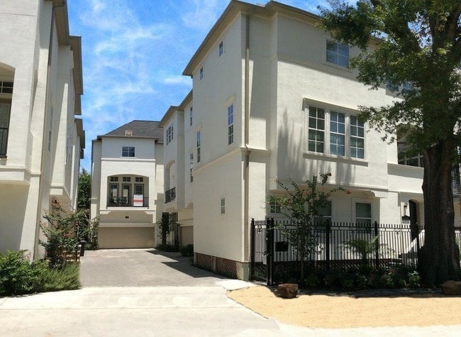 property at 5654 Darling St