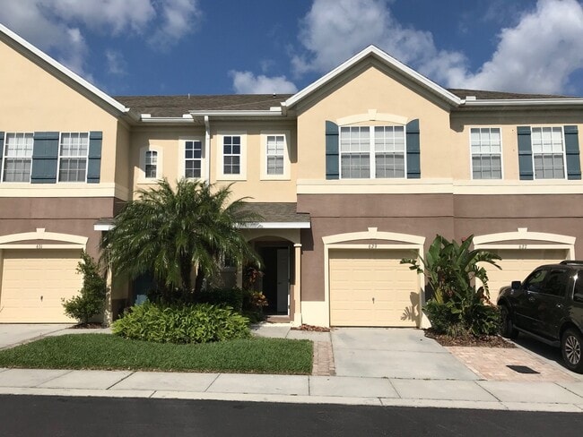 property at 629 Pinebranch Cir