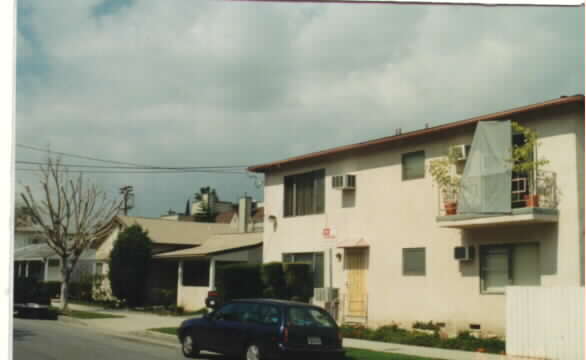 4505 Murietta Ave in Sherman Oaks, CA - Building Photo - Building Photo