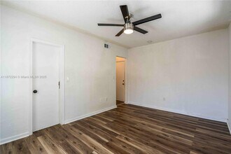 920 Pennsylvania Ave in Miami Beach, FL - Building Photo - Building Photo