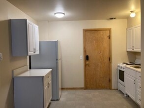 1007-1019 SW Gaines St and 3521-3527 SW 10th Ave, Unit 1013 in Portland, OR - Building Photo - Building Photo