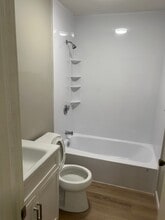 100 Kennedy Dr, Unit 34 in South Burlington, VT - Building Photo - Building Photo