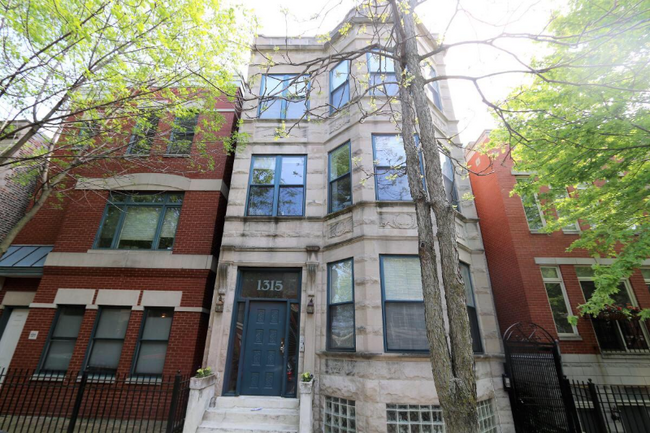 property at 1315 W Fillmore St
