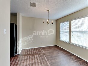 1140 Single Tree Dr in Forney, TX - Foto de edificio - Building Photo