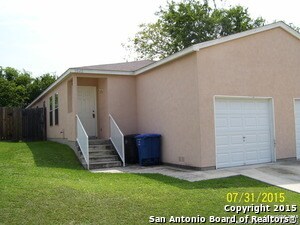 5040 Anacacho St in San Antonio, TX - Building Photo