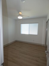 830 E New York St in Long Beach, CA - Building Photo - Building Photo