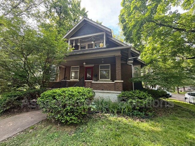 property at 1911 W 42nd Ave