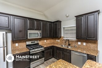 208 Starlight Dr in Forney, TX - Foto de edificio - Building Photo