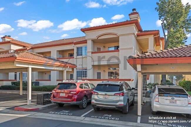 7054 Dublin Meadows St in Dublin, CA - Building Photo - Building Photo