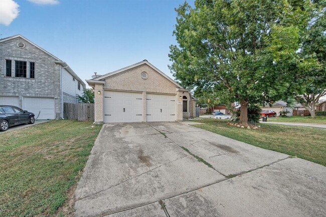 17002 Analisa Cir in Houston, TX - Building Photo - Building Photo