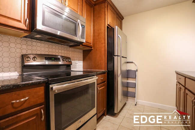 104 Winter St, Unit 1 in Waltham, MA - Building Photo - Building Photo