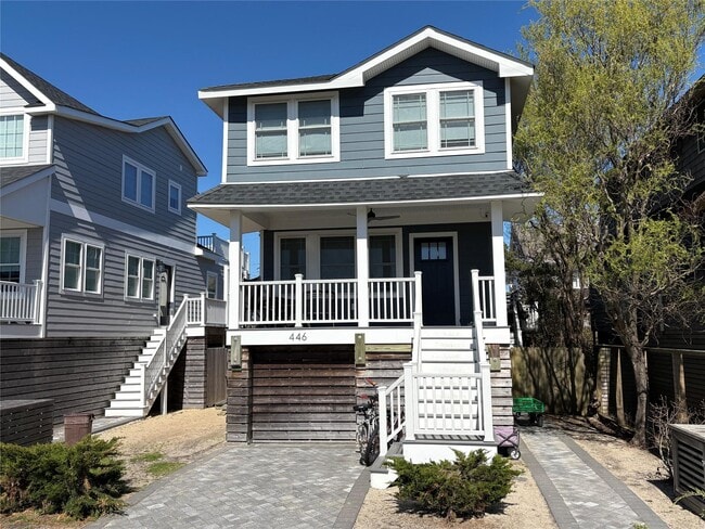 property at 446 Dehnhoff Walk