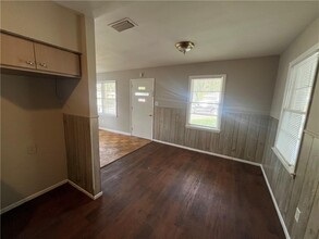 17 Edinborough Ave in Chickasaw, AL - Building Photo - Building Photo