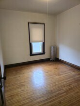 121 Davis Ave in Rockdale, IL - Building Photo - Building Photo