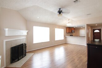 1018 Yorkshire Hollow Ln in Fresno, TX - Building Photo - Building Photo