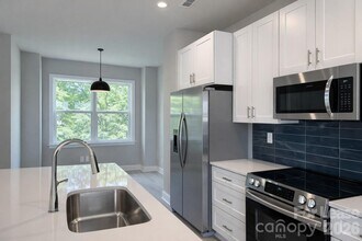 3928 Winterfield Pl in Charlotte, NC - Building Photo - Building Photo