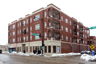 3000 W Lawrence Ave in Chicago, IL - Building Photo - Building Photo
