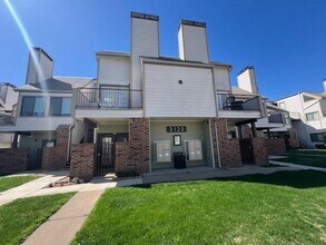 3125 Sondra Dr, Unit 301 in Fort Worth, TX - Building Photo - Building Photo