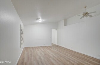 15443 N 86th Ln in Peoria, AZ - Foto de edificio - Building Photo