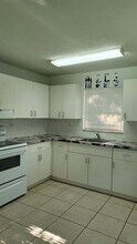 2223 Taylor St in Hollywood, FL - Building Photo - Building Photo