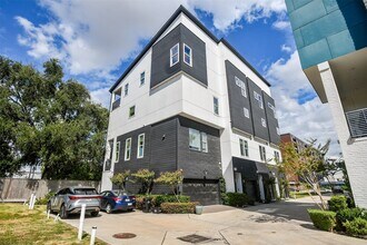 2412 Canal St in Houston, TX - Building Photo - Building Photo