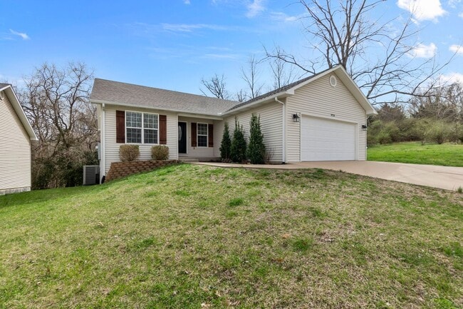 1928 Garrett Dr in Cape Girardeau, MO - Building Photo - Building Photo