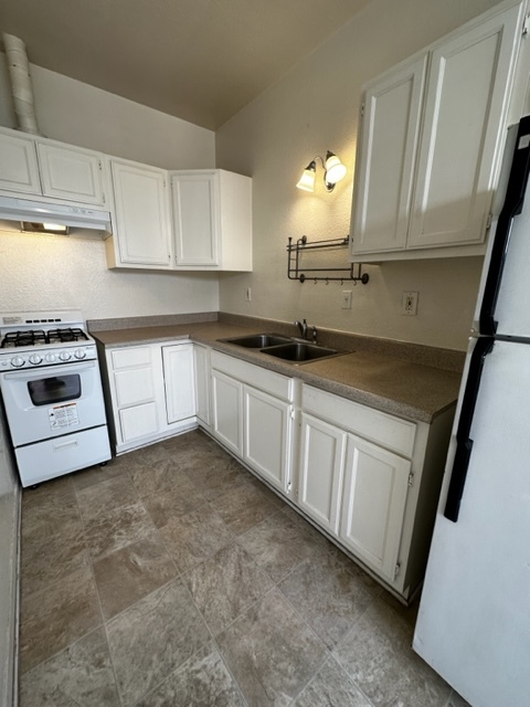 4210 W Adams Blvd, Unit 206 photo'