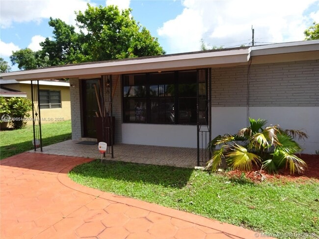property at 2631 Alcazar Dr