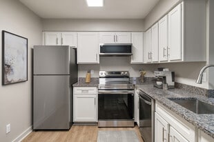 Cortland Manassas in Manassas, VA - Building Photo