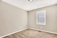 111 Brookside Ct photo'