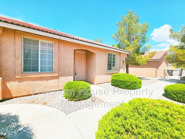 property at 1320 Pocahontas Ave