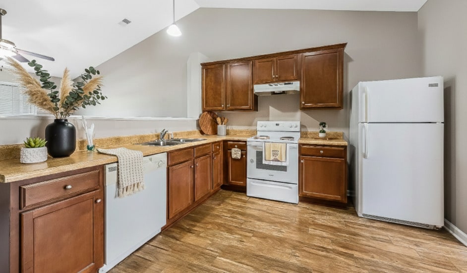 Meadow Creek Townhomes in Concord, NC - Building Photo