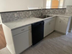 6201 Easter Ln in Charlotte, NC - Building Photo - Building Photo