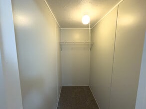 120A Parker Dr in Sanger, TX - Foto de edificio - Building Photo