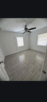 815 Dundas Ct in Fort Pierce, FL - Building Photo