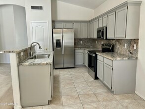 1115 W Waltann Ln in Phoenix, AZ - Building Photo - Building Photo