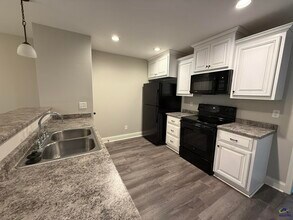 317 Grayton Way in Perry, GA - Foto de edificio - Building Photo
