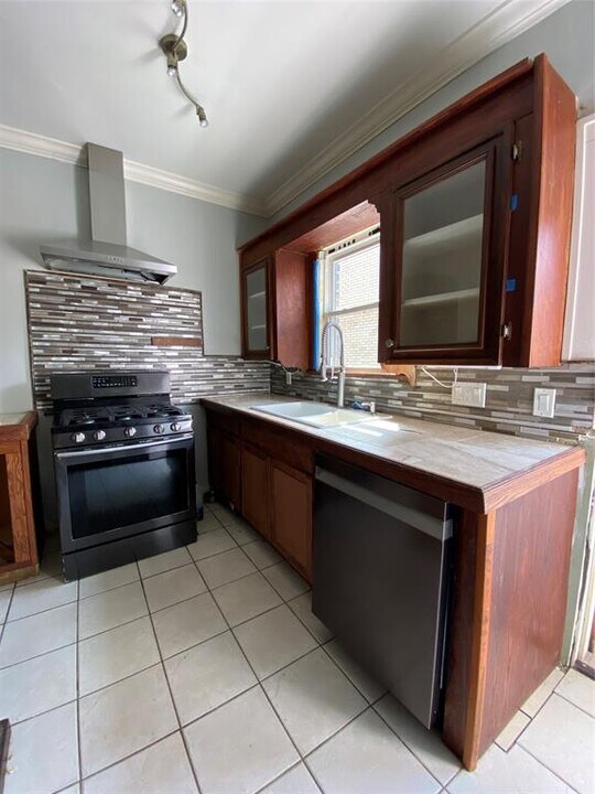 2905 Isabella St in Houston, TX - Building Photo