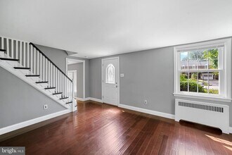 21 Pickwick Ln in Newtown Square, PA - Building Photo - Building Photo