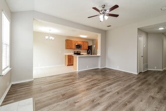 3317 Bentgate Ct in Denton, TX - Foto de edificio - Building Photo