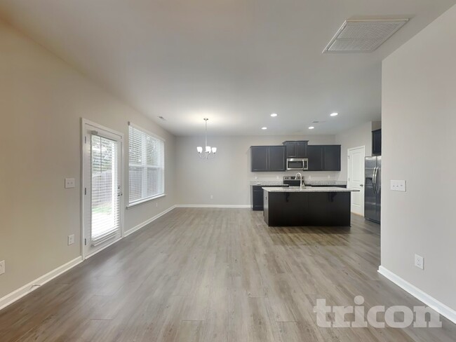 144 Yadkin St in Clayton, NC - Building Photo - Building Photo