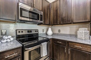 Reserve at Kenton Place Apartment Homes in Cornelius, NC - Building Photo
