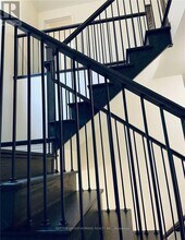 254 Silk Twist Dr in East Gwillimbury, ON - Building Photo - Building Photo