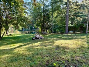 7 W Street Extension in Andover, CT - Building Photo - Building Photo