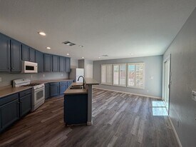 684 Magrath St in Las Vegas, NV - Building Photo