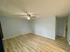 3036 Shadowfax Dr in Springfield, IL - Building Photo - Building Photo
