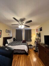 41 Cross St, Unit A in Somerville, MA - Building Photo - Building Photo